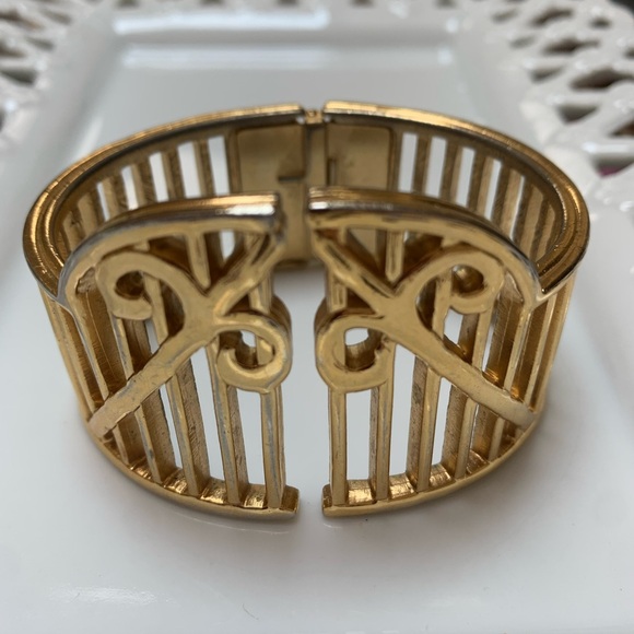 Vintage Givenchy Cuff Bracelet - Picture 5 of 5